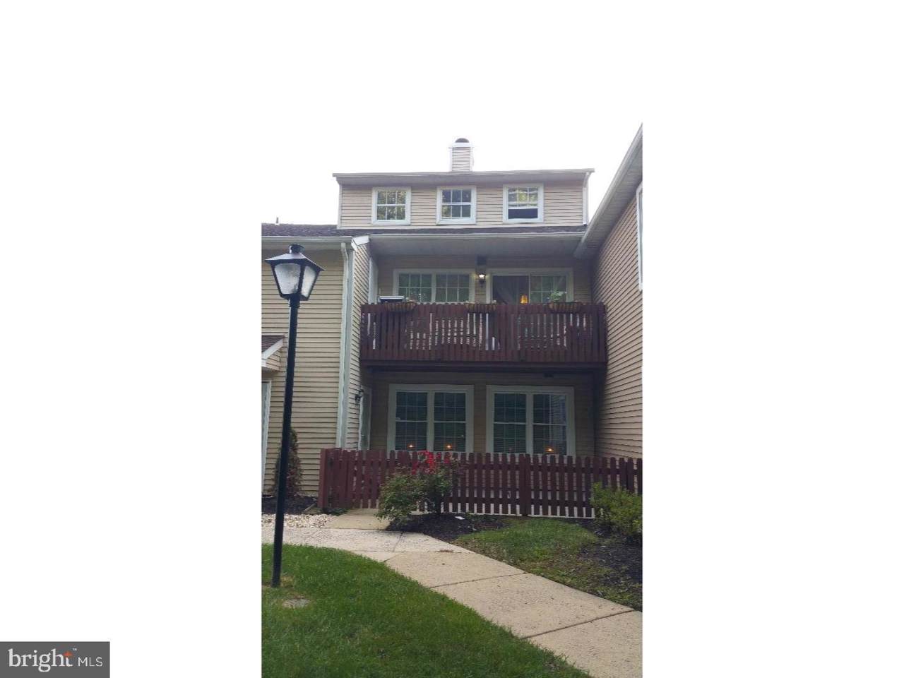 34 Woodbine Court - Photo 1