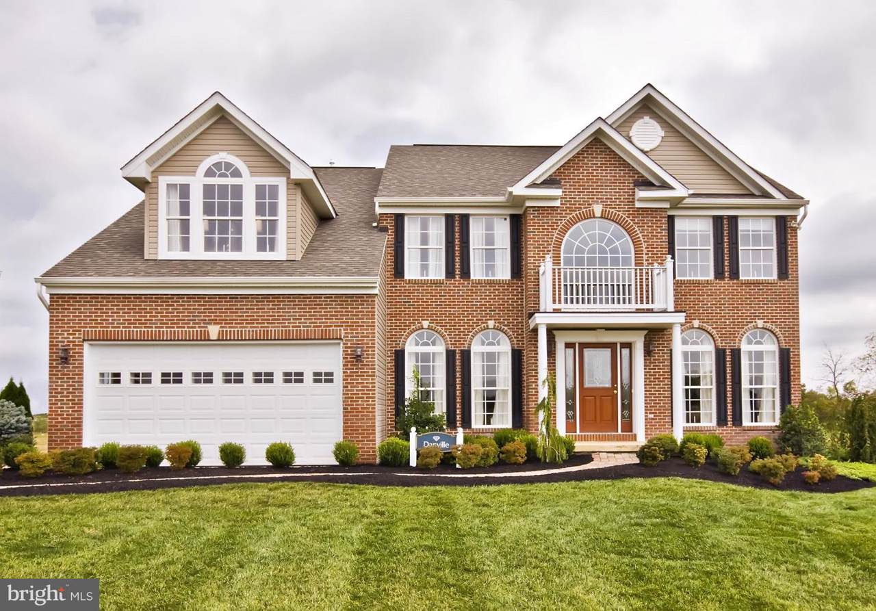 206 Derry Lane - Photo 1