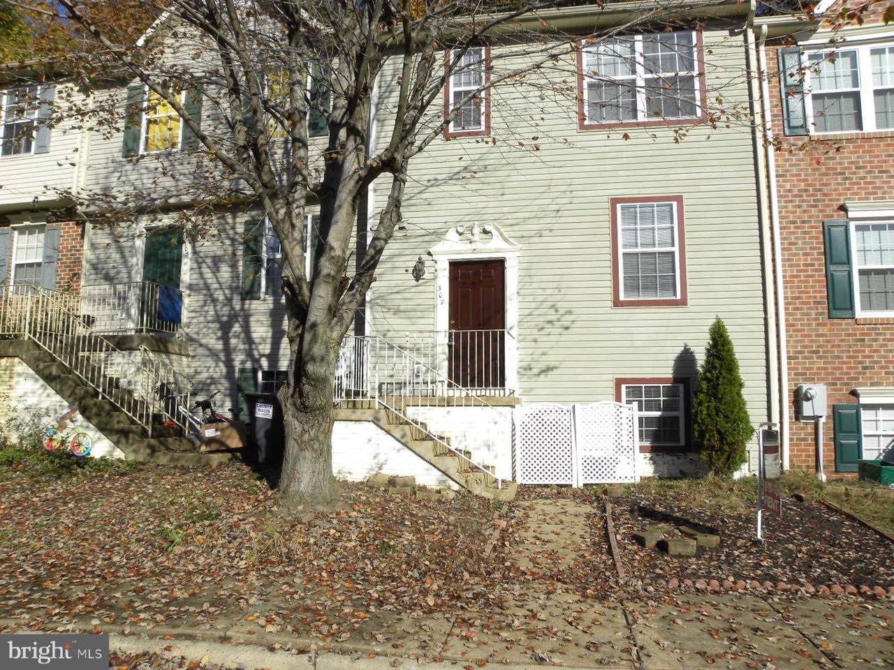 307 Mews Court - Photo 1