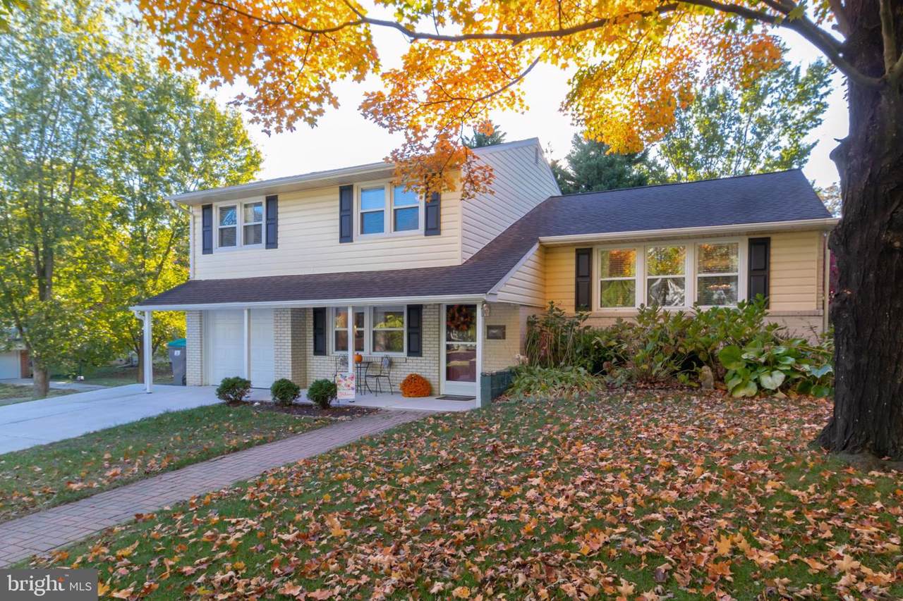 2215 Riviera Lane - Photo 1
