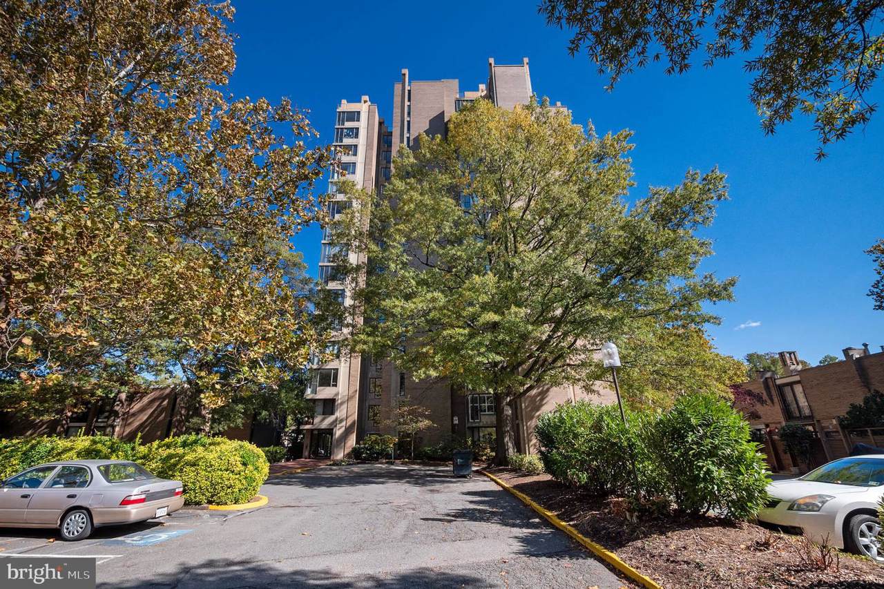 11400 Washington Plaza - Photo 1