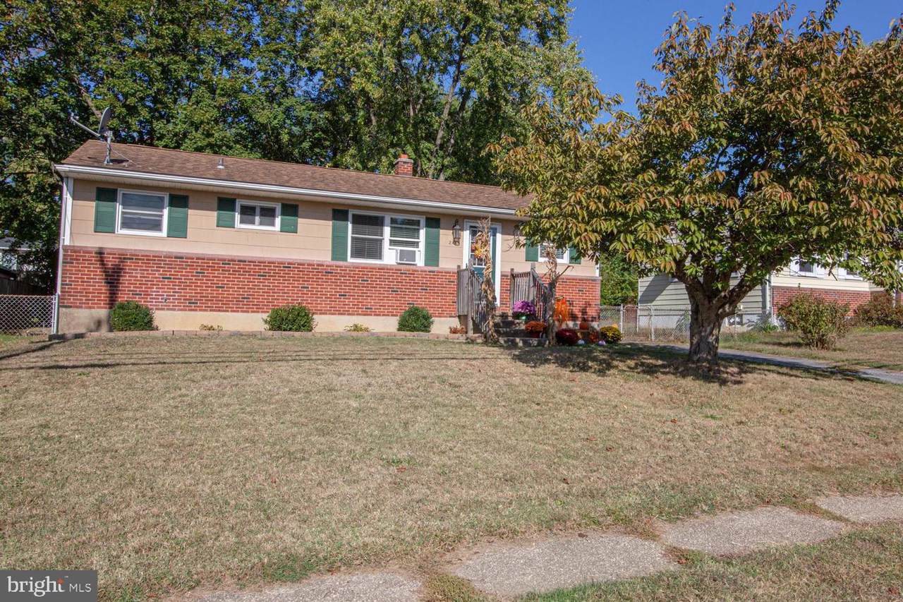 215 Melbourne Boulevard - Photo 1
