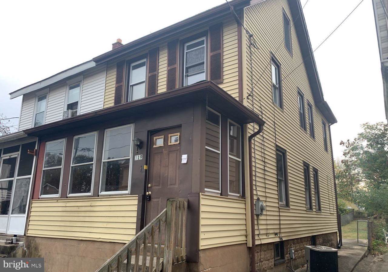 319 High Street - Photo 1