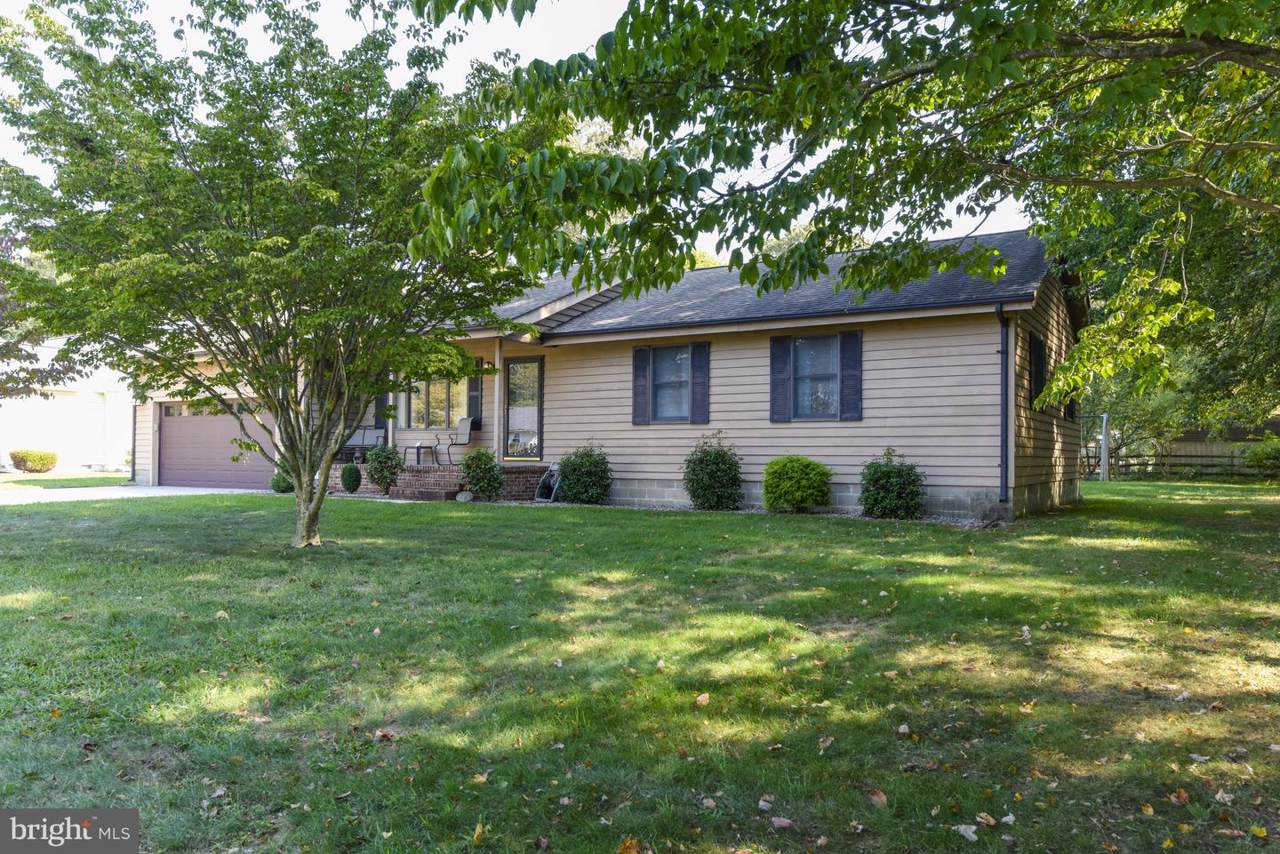 44 Comanche Circle - Photo 1