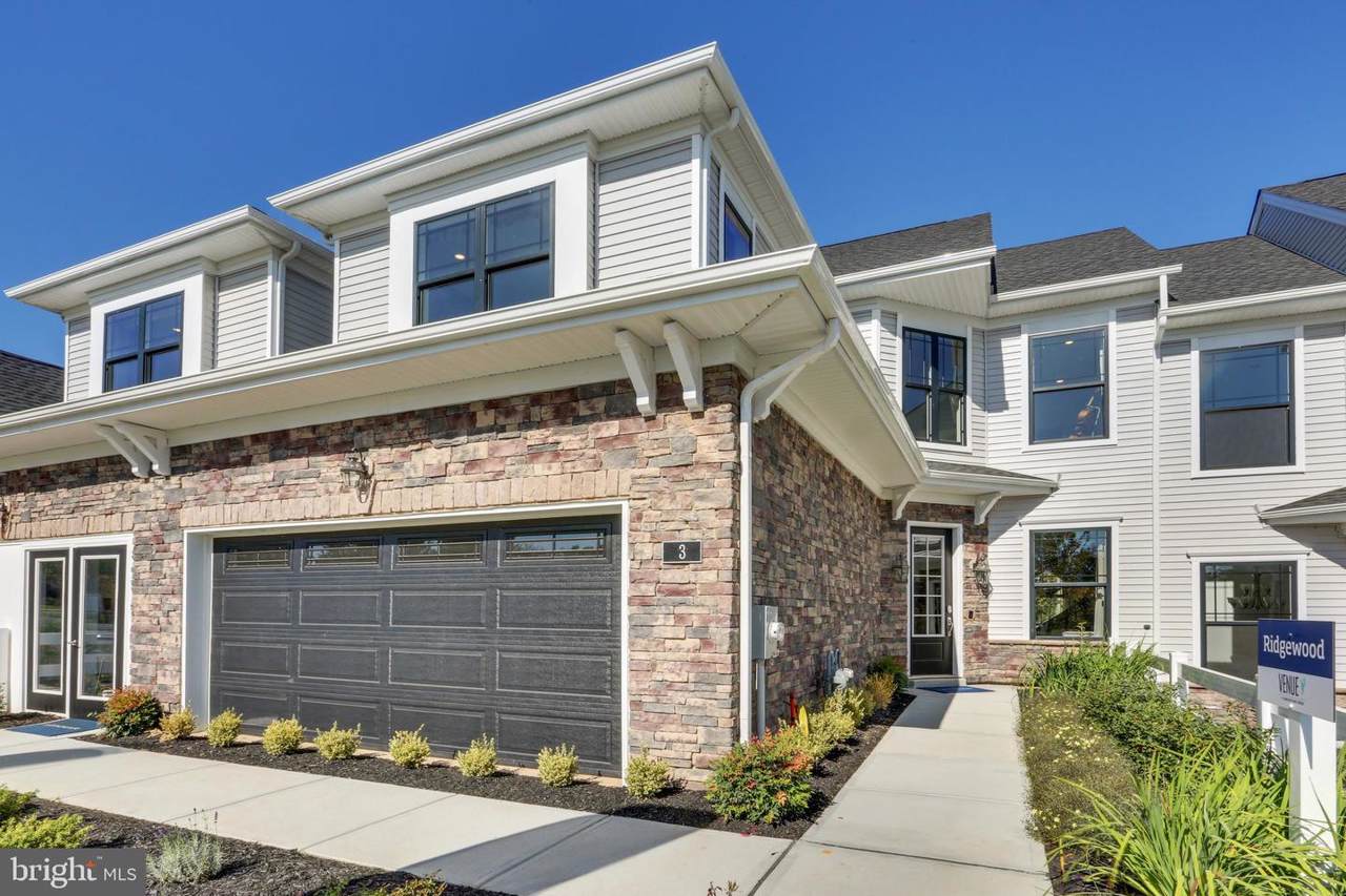 25 Dogleg Lane - Photo 1