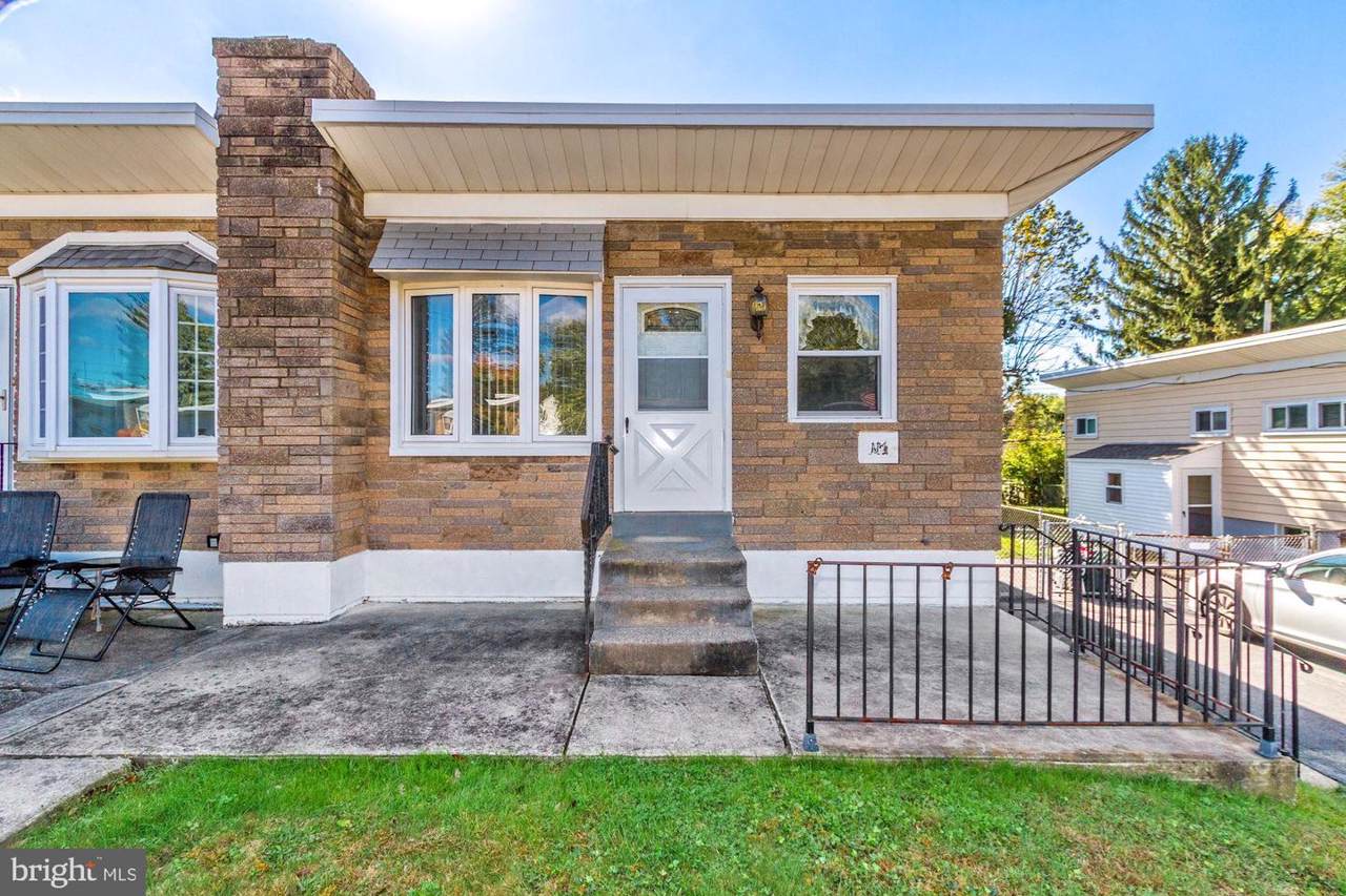 117 Tyler Avenue - Photo 1