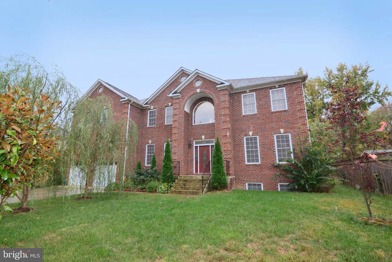 2413 Stokes Lane - Photo 1