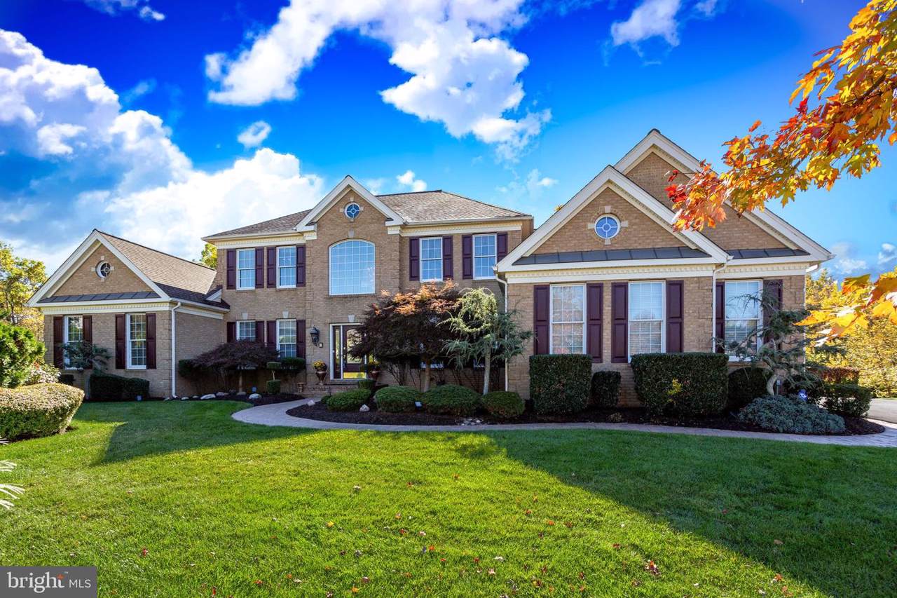 6025 Empire Lakes Court - Photo 1