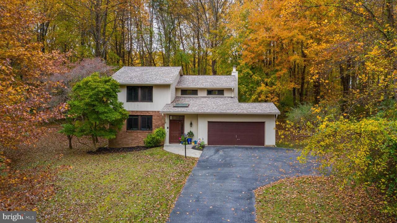 12144 Heneson Garth - Photo 1