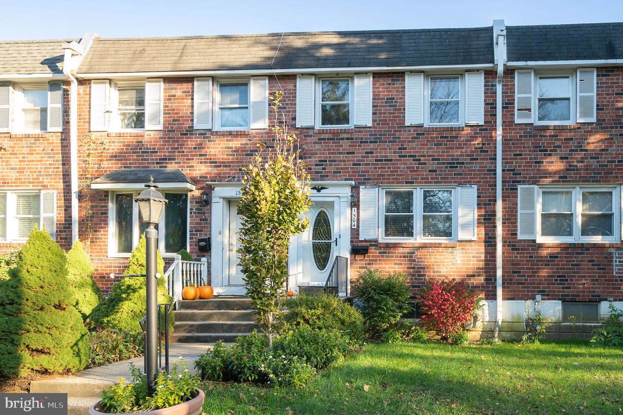 1504 Stanbridge Street - Photo 1