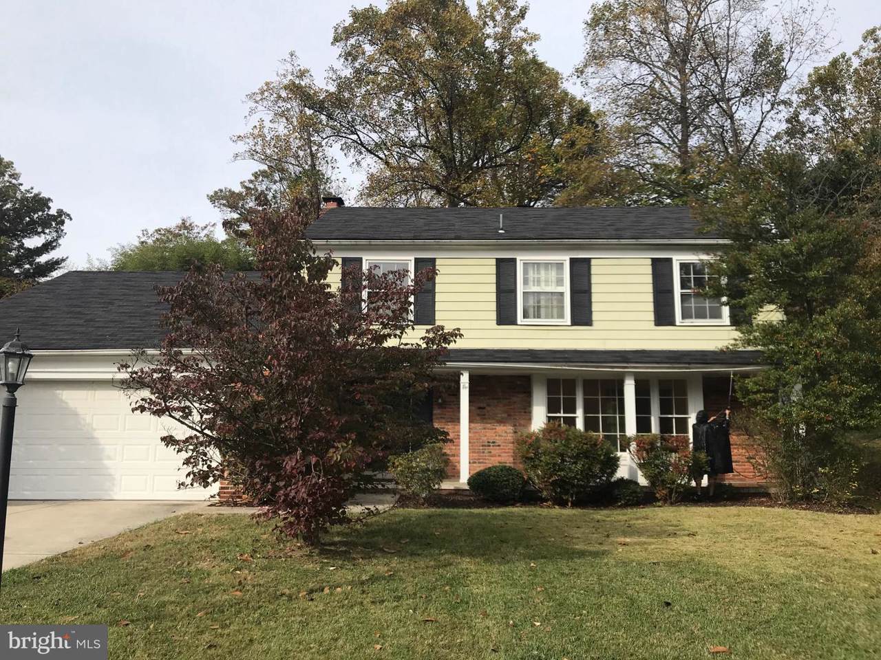 10820 Gainsborough Road - Photo 1
