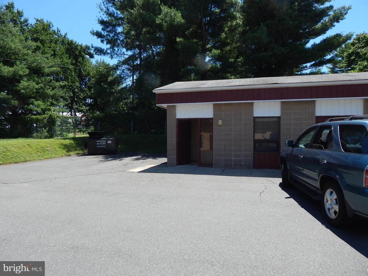 1505 Parkway Avenue - Photo 1