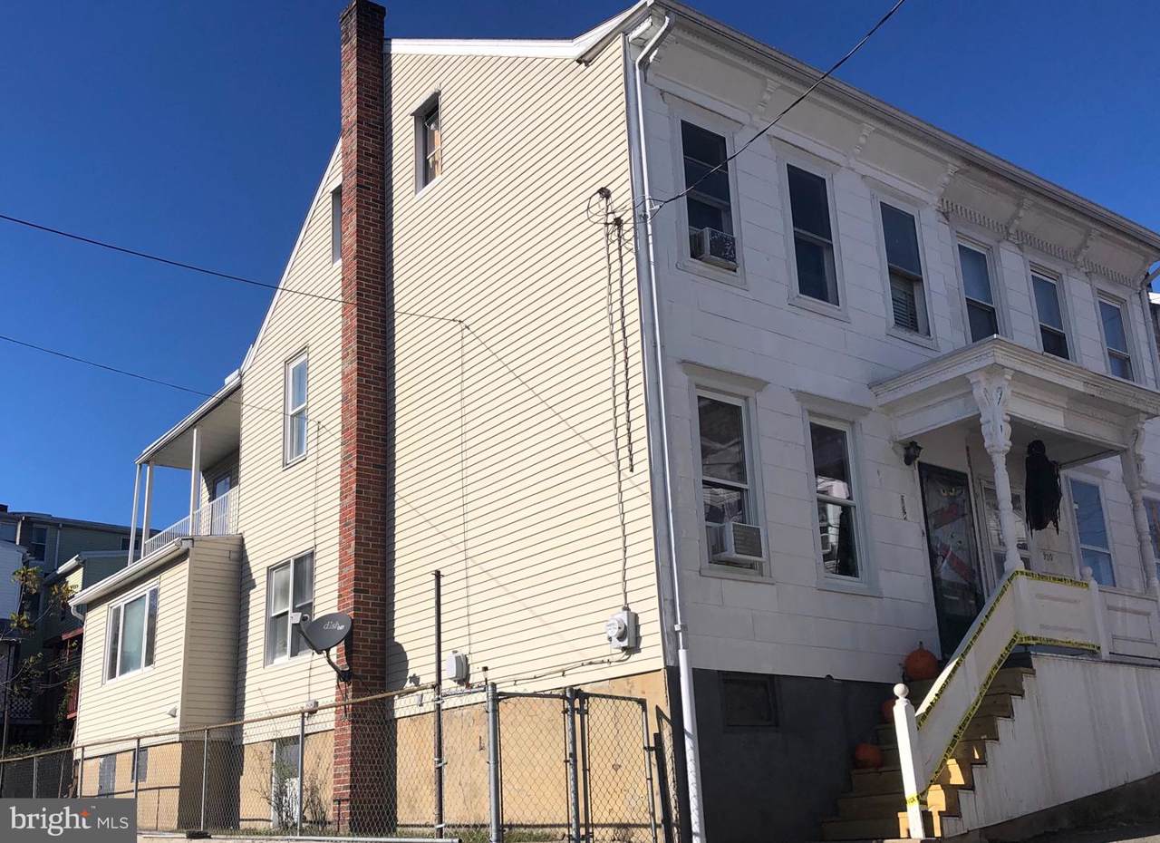 328 Cherry Street - Photo 1