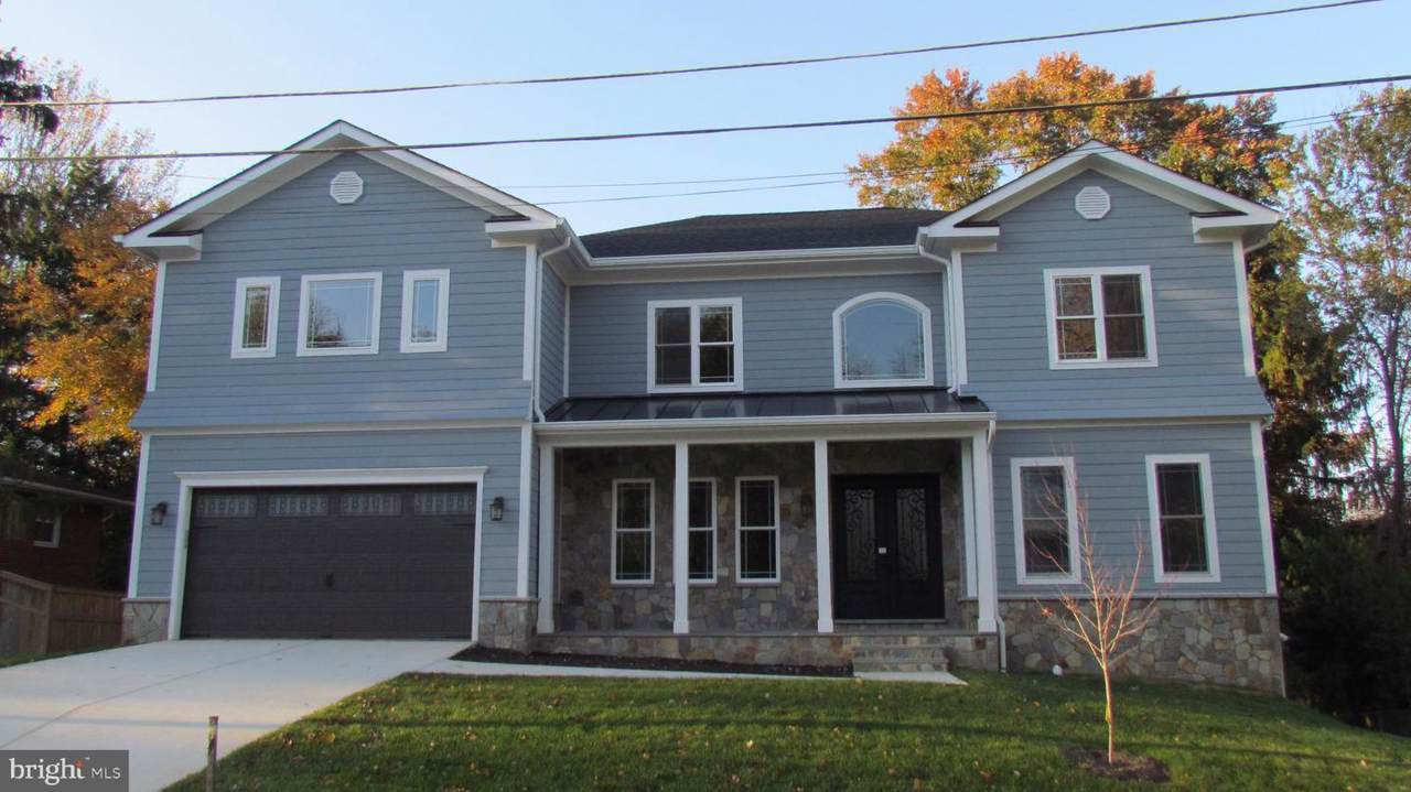1103 Walker Circle - Photo 1
