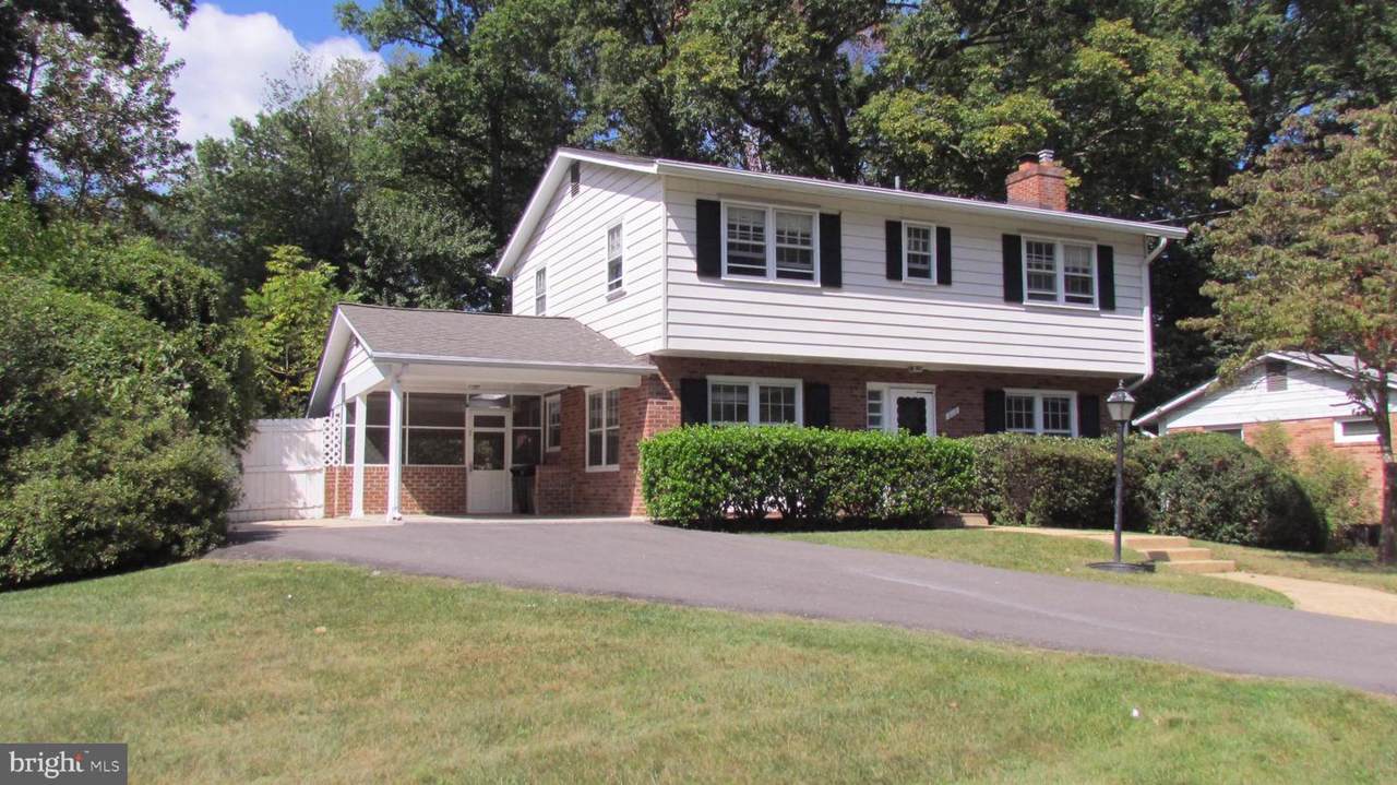 316 Broadleaf Drive - Photo 1
