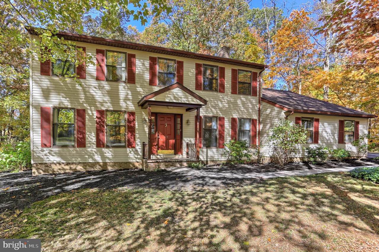 777 Oakwood Road - Photo 1