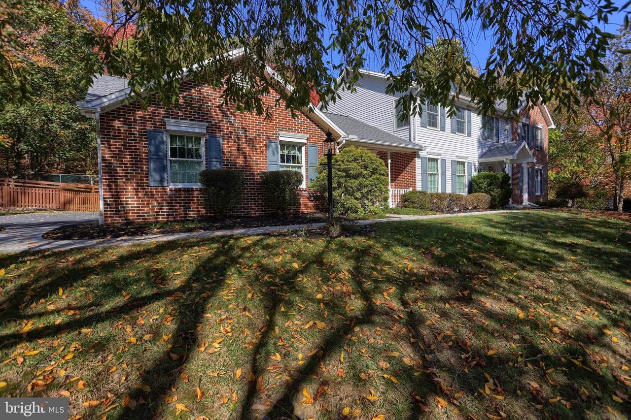 4098 Continental Drive - Photo 1