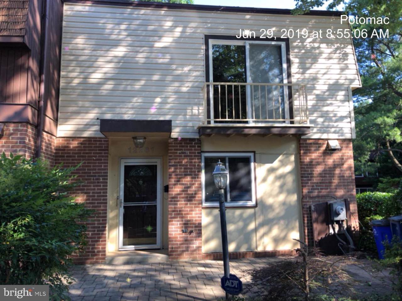 12261 Greenleaf Avenue - Photo 1