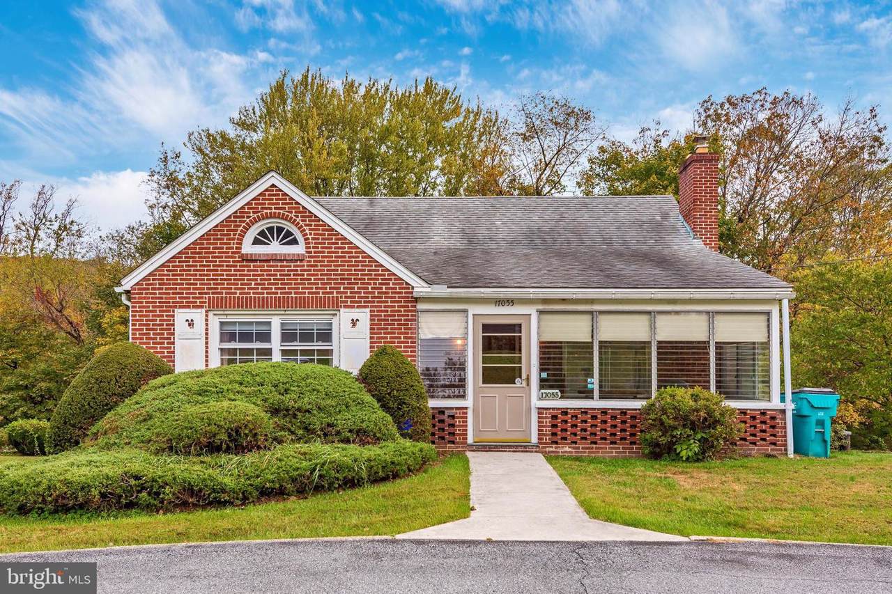 17055 Sabillasville Road - Photo 1