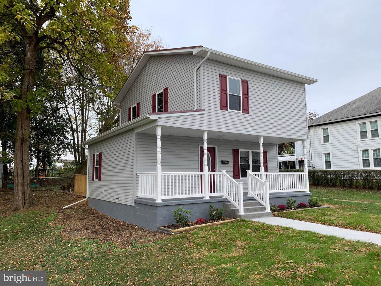 943 Corbett Street - Photo 1