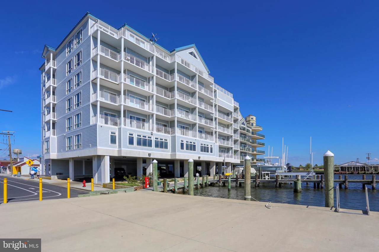 1021 Main Street - Photo 1