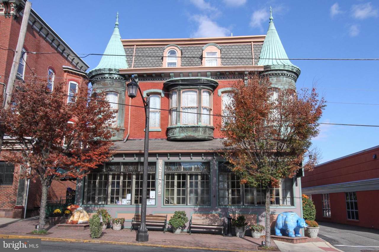 11 Philadelphia Avenue - Photo 1