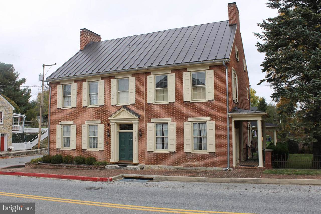 141 Main Street - Photo 1