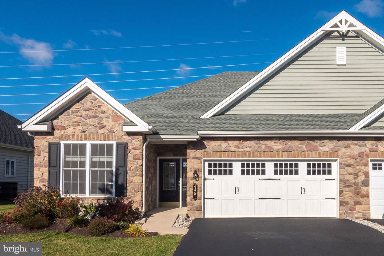 4451 Colonial Lane - Photo 1