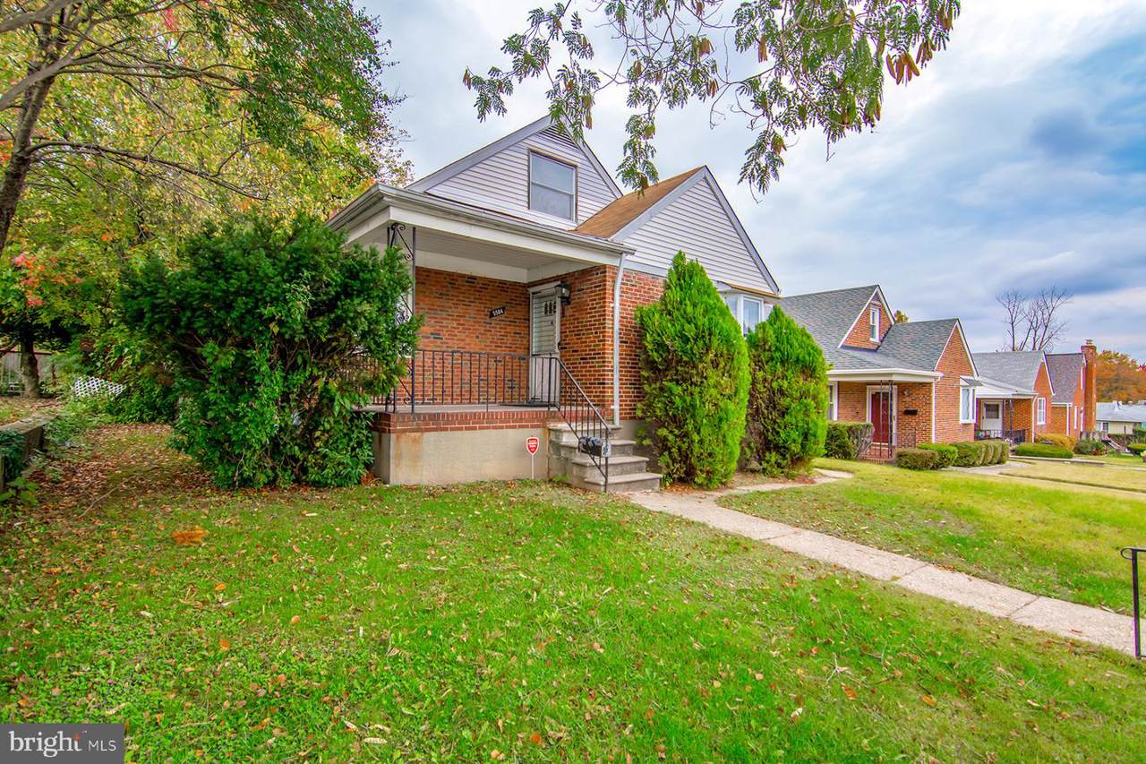 5504 Plainfield Avenue - Photo 1