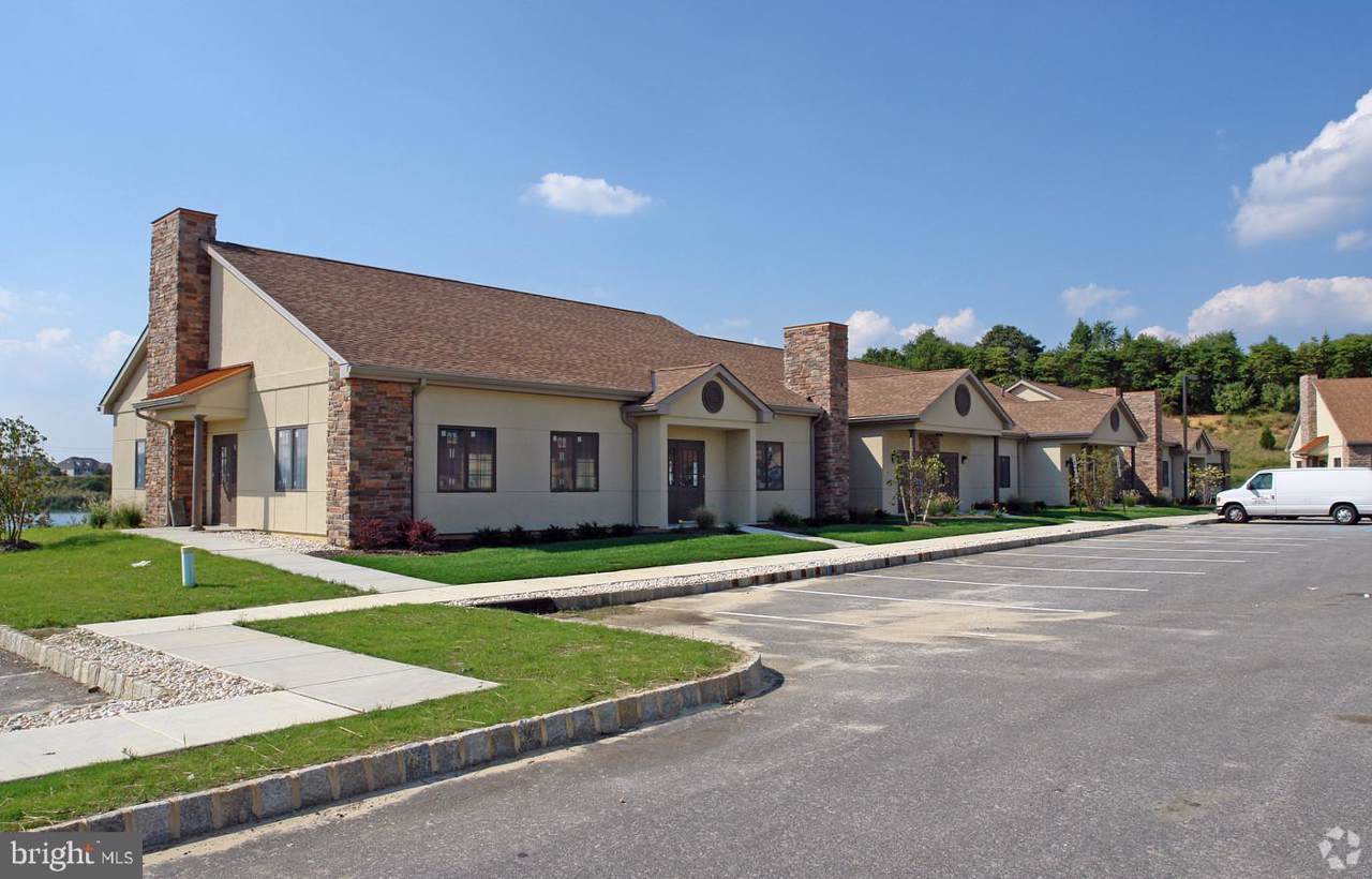1300 Liberty Place - Photo 1