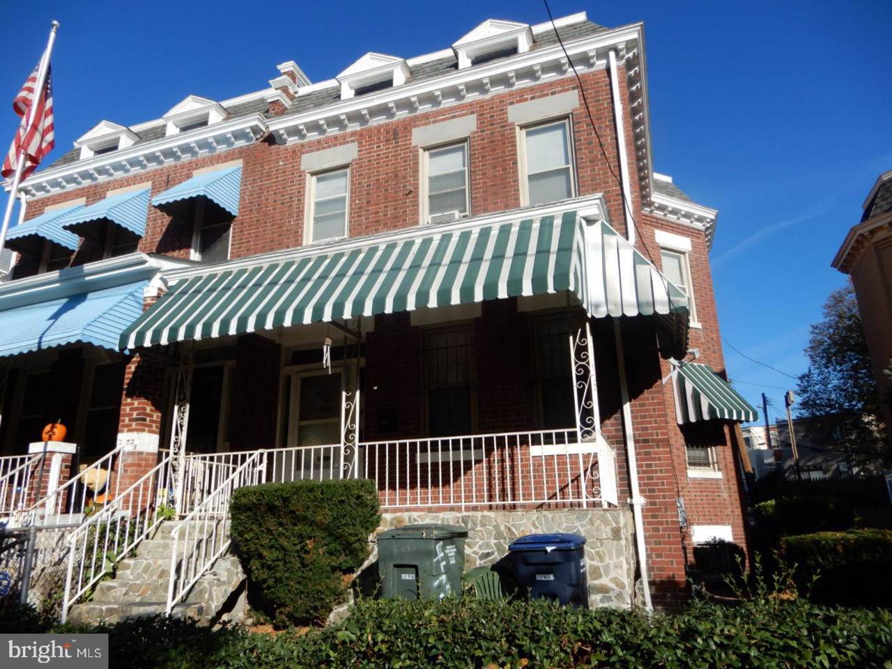 4423 9TH Street - Photo 1