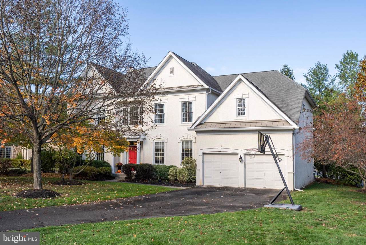 610 Stoneham Court - Photo 1