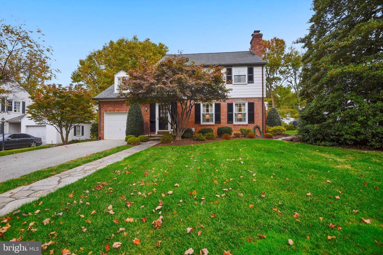 105 La Paix Lane - Photo 1