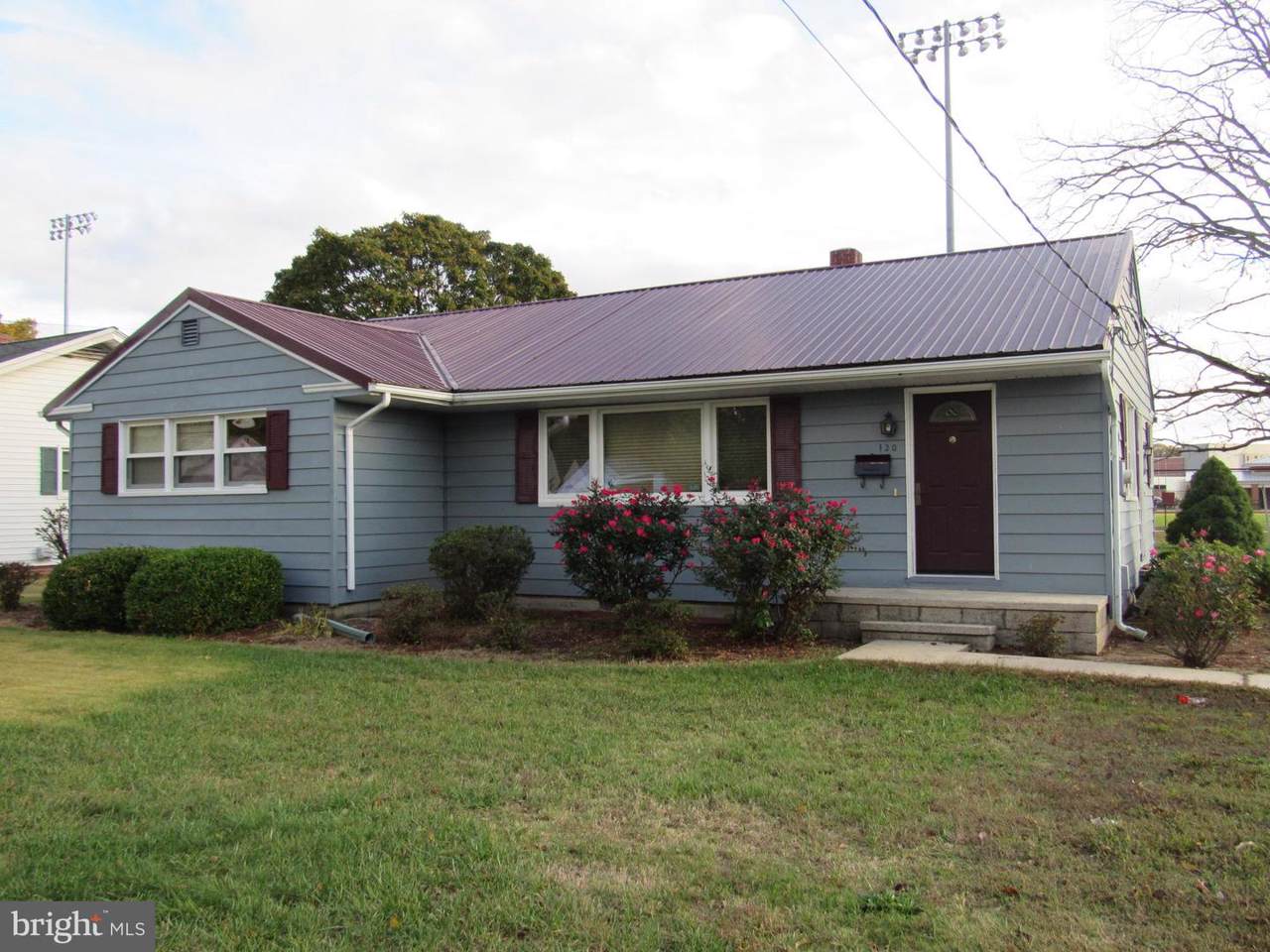 120 Oak Lane Drive - Photo 1