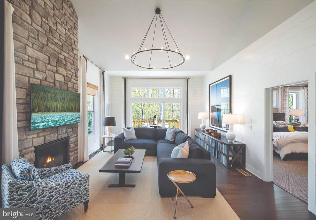 Primrose Court - Photo 1