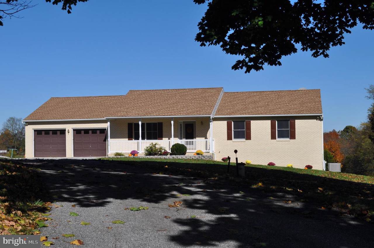 4929 Littlestown Pike - Photo 1