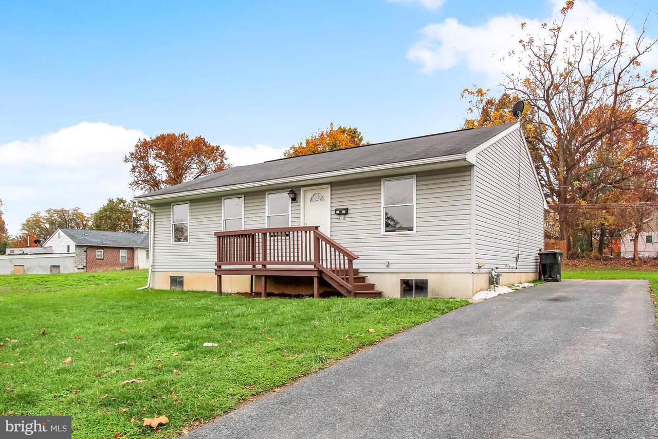 1322 Rolleston Street - Photo 1