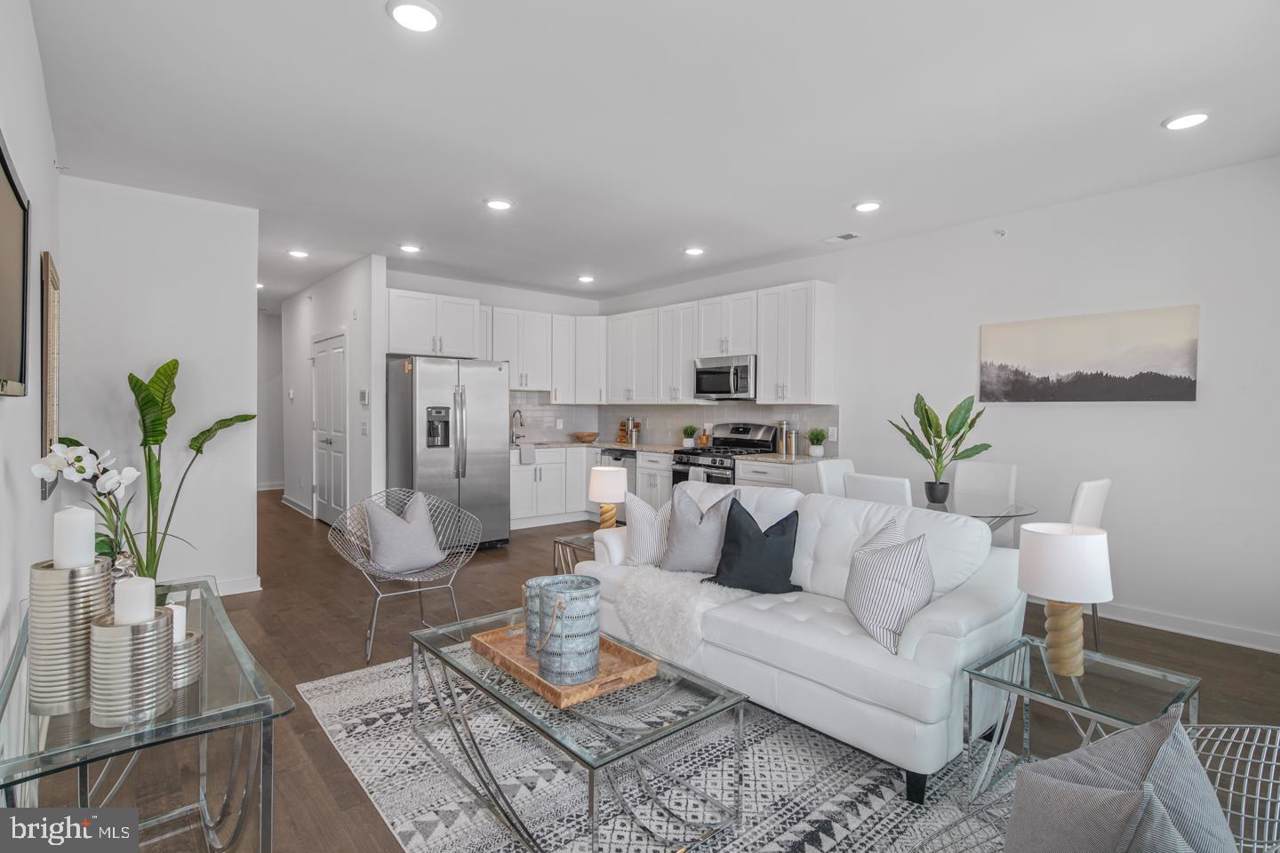 1839 6TH Street - Photo 1