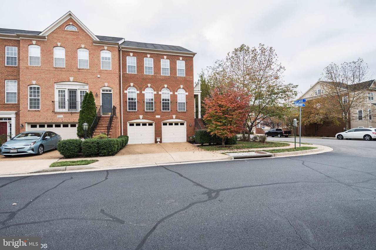 21900 Hawksbury Terrace - Photo 1