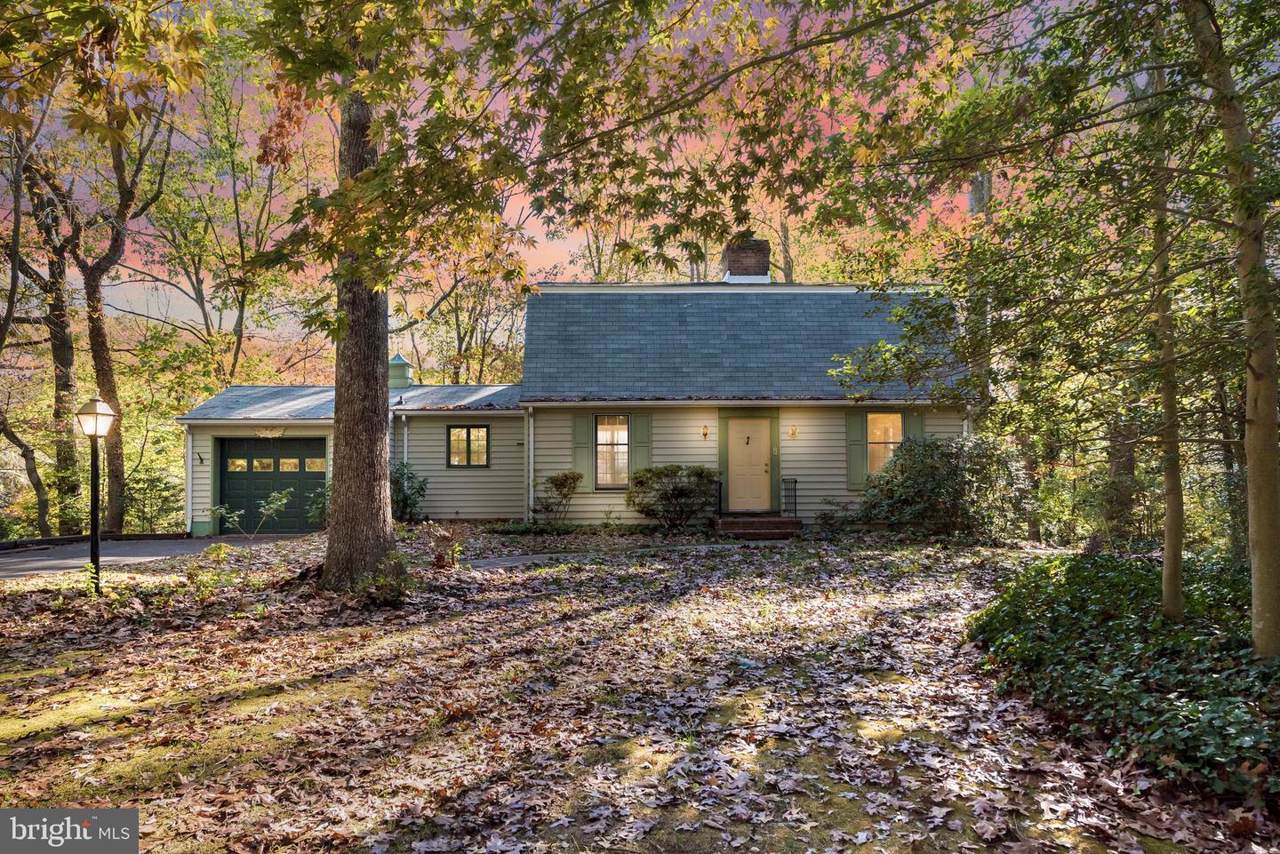 163 Topeg Drive - Photo 1