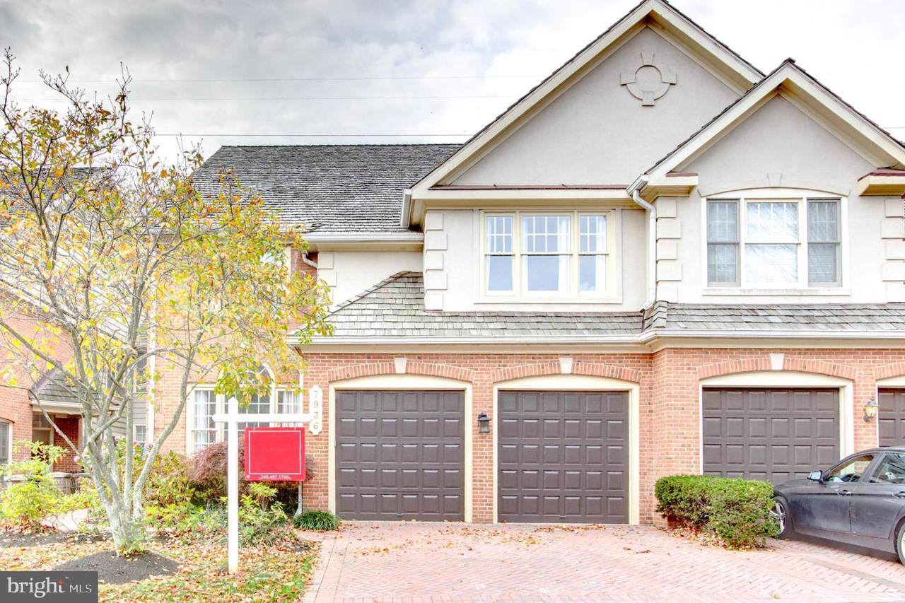 7936 Turncrest Drive - Photo 1