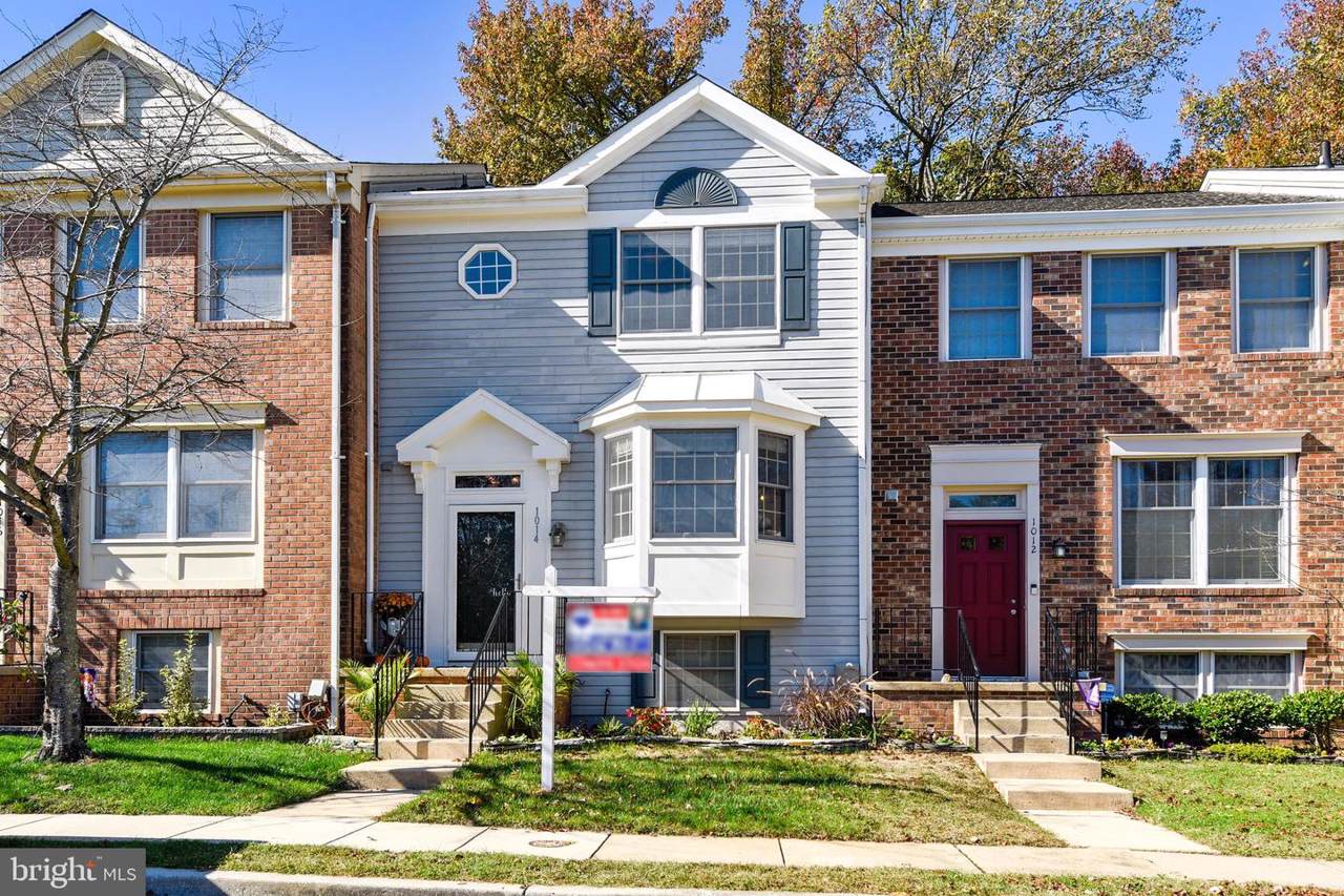 1014 Arborwood Place - Photo 1
