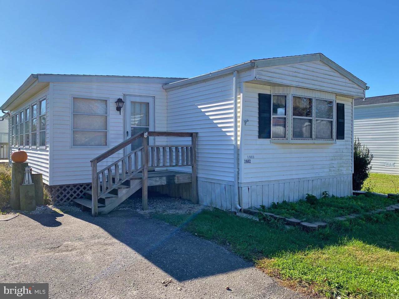 31602 Oak Court - Photo 1