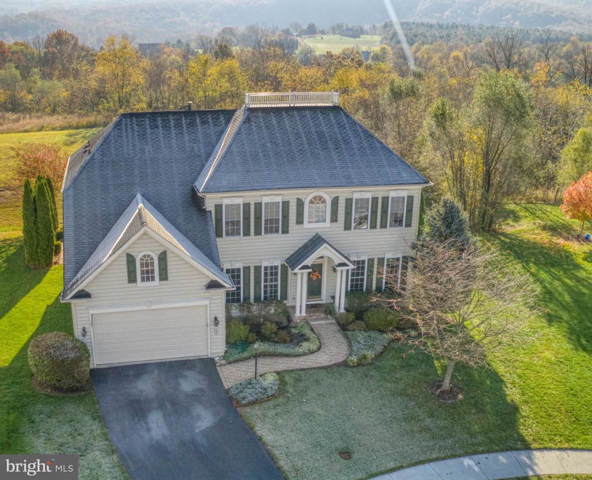 106 Jillian Court - Photo 1