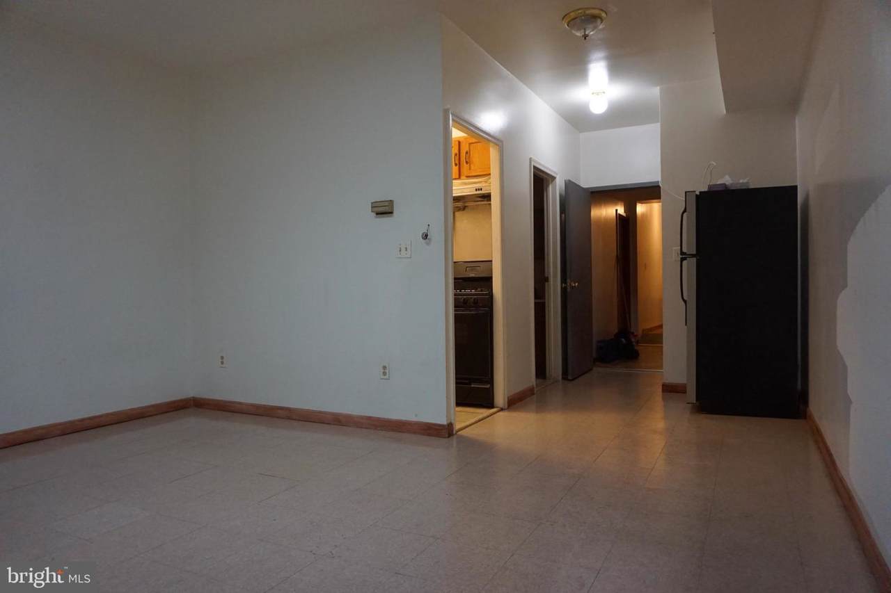 1003 Wood Street - Photo 1