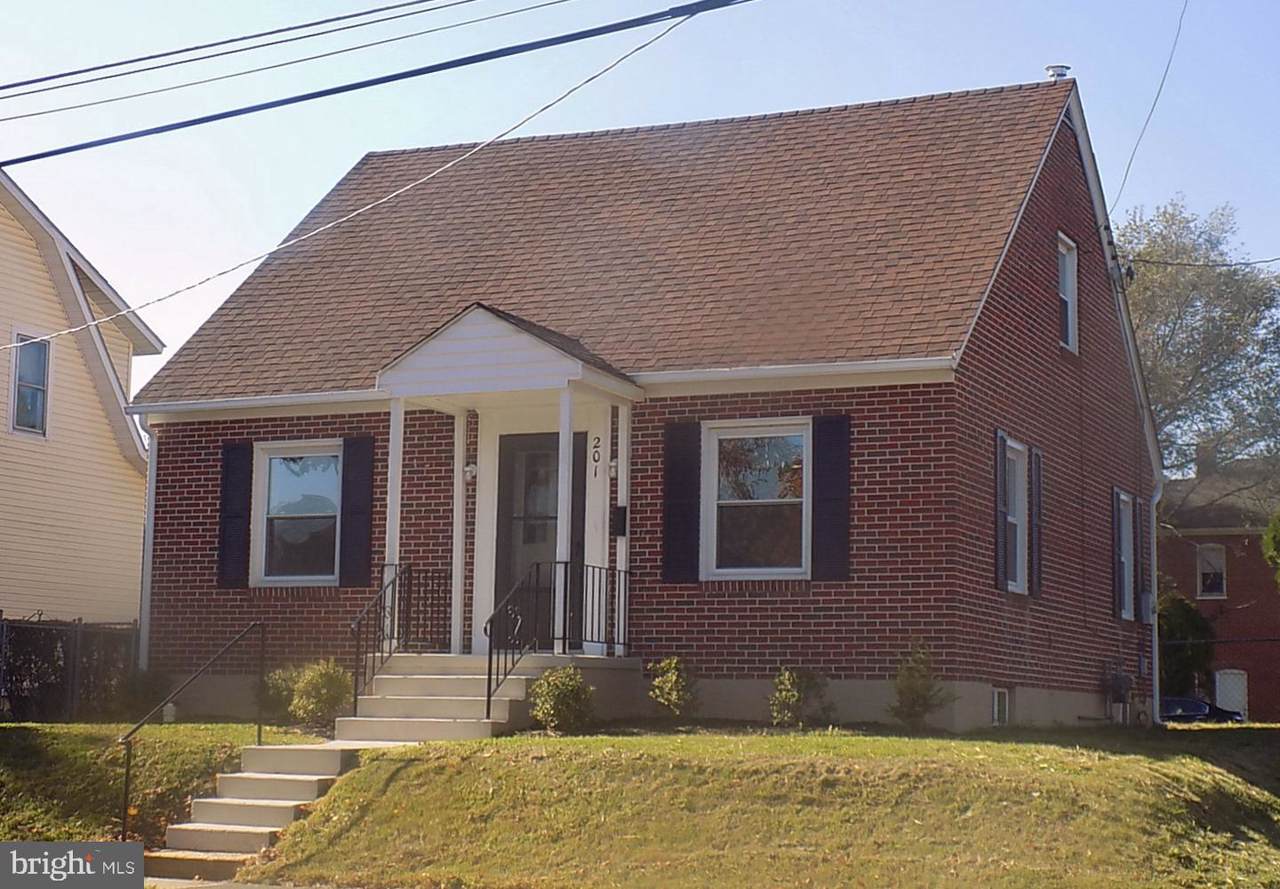 201 Shawnee Avenue - Photo 1