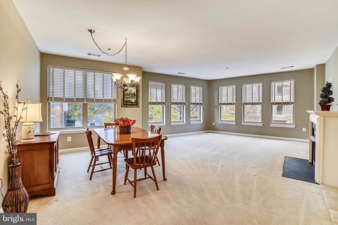 1851 Stratford Park Place - Photo 1