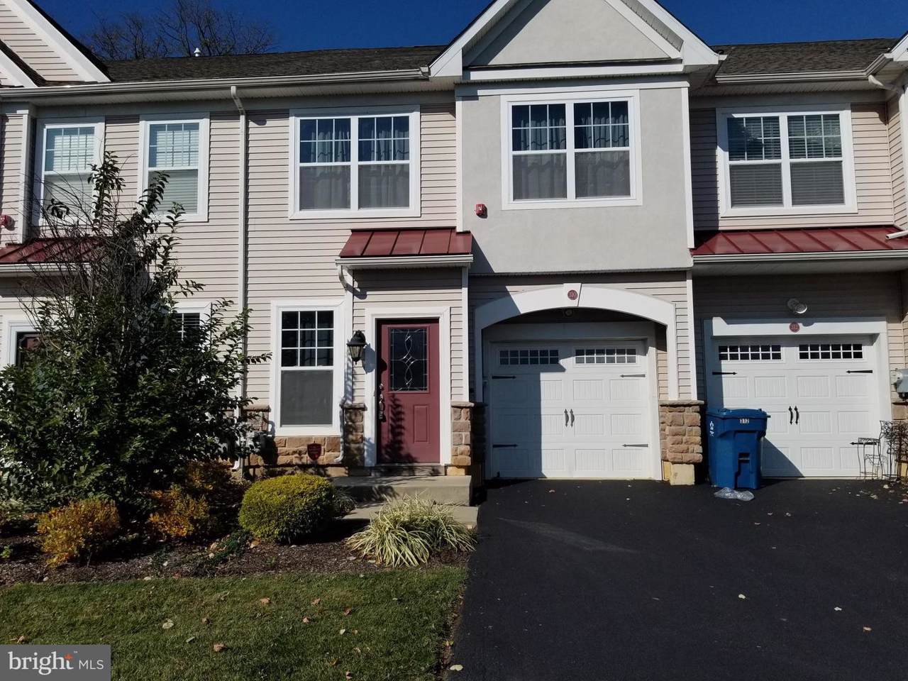 310 Ross Court - Photo 1