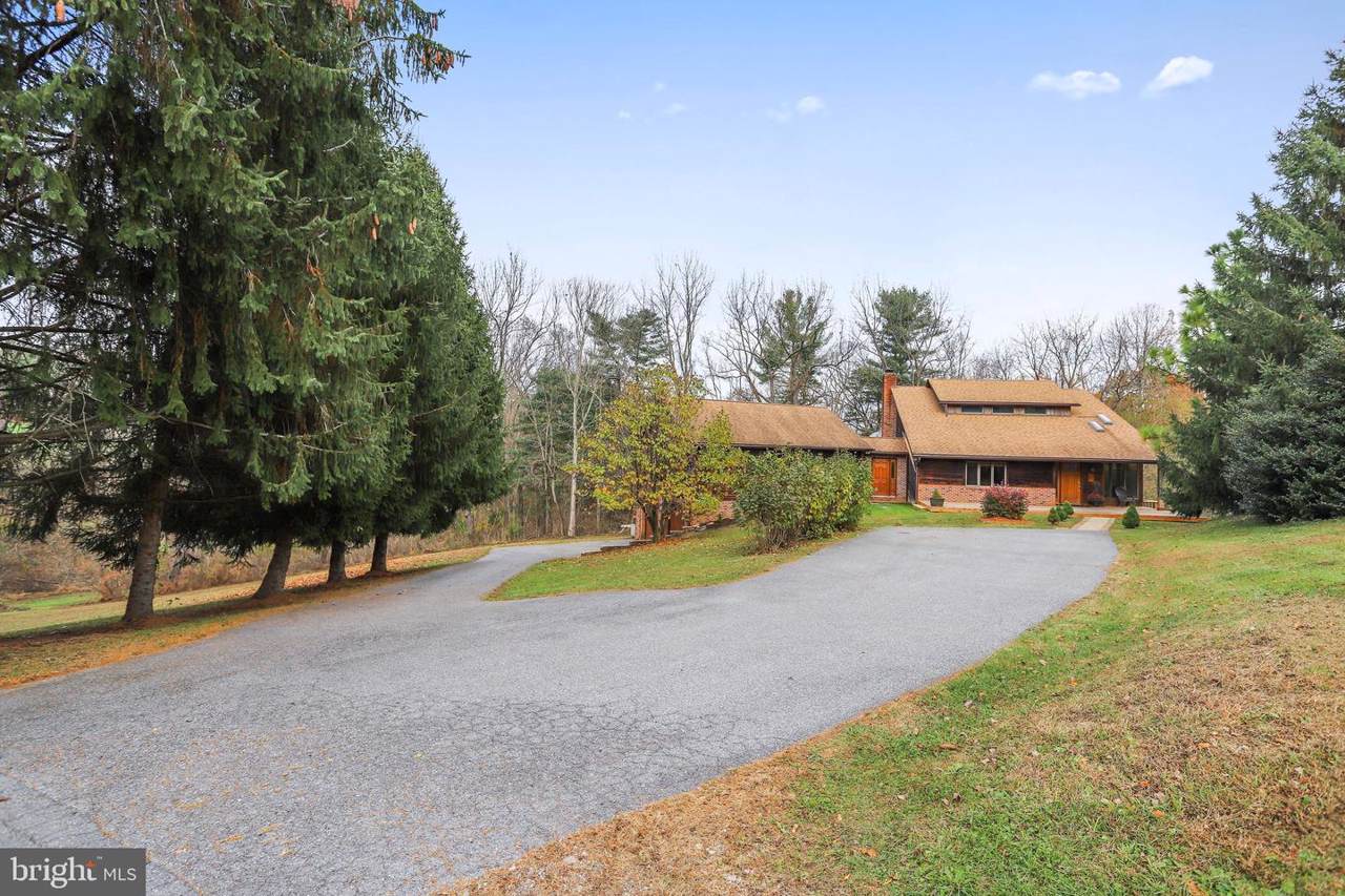 18237 Foreston Road - Photo 1