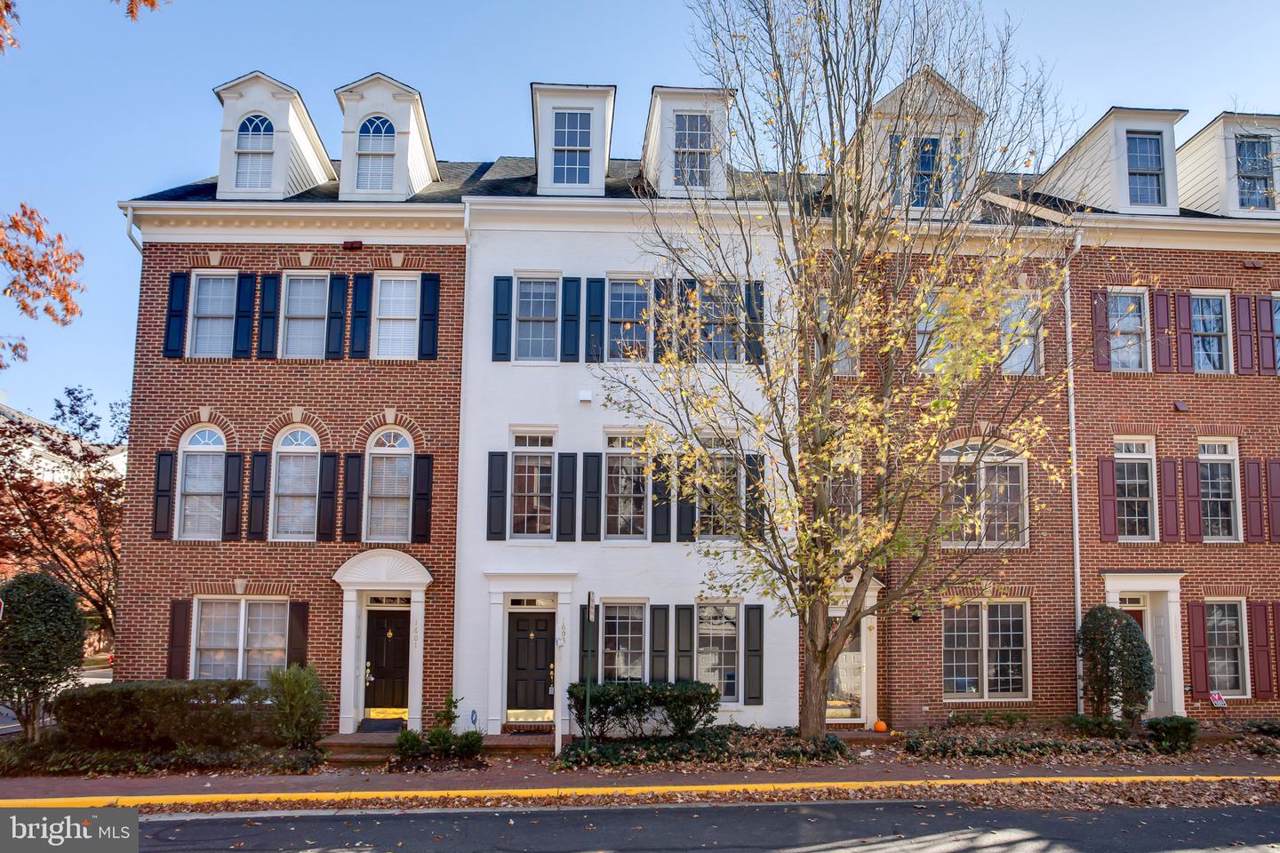 1603 Leeds Castle Drive - Photo 1